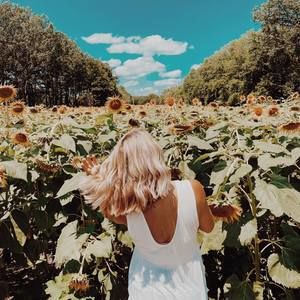 Meet your Posher, Asheley